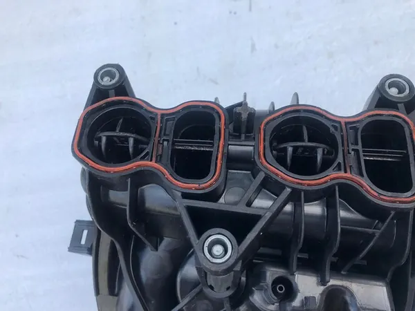 Coletor de admissão AGR BMW E90 F01 6CYL N57S OEM image 6