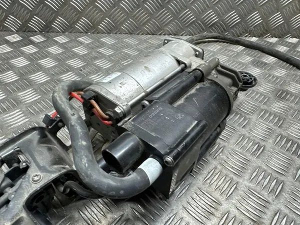 Compresseur de suspension BMW X5 (F15, F85) image 1