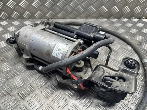 Compresseur de suspension BMW X5 (F15, F85) image 2