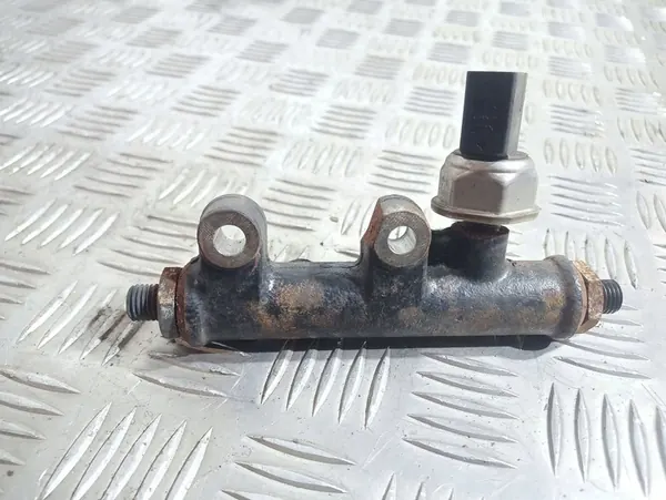 Kraftstoffschiene für Land Rover Discovery 3 - 4R8Q9C066AE image 3