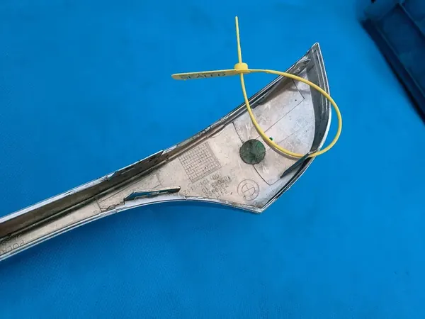 Capa de para-choque dianteiro esquerda BMW 7 G11 G12 7369893 image 5