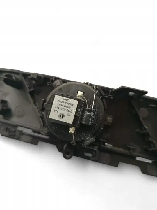 Marco manija puerta delantera izquierda VW Passat B8 OEM 3G2837113J image 4