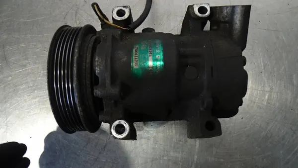 Compressore aria condizionata RENAULT CLIO II 00 R 1.9 DTI 7700111235 image 2