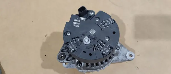 Vaihtovirtageneraattori Mercedes B-luokka W246 1.8 CDI A0009063322 image 4