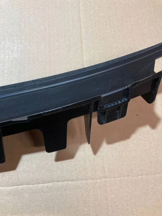 SEAT Ateca Kofferbak Spoiler Bevestiging OEM 575827933 image 3