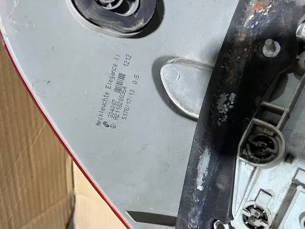 Linker Achterlicht Mercedes-Benz W211 Sedan A2118200364 image 3