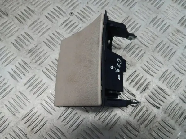 Cinzeiro Mercedes W207 Cabrio OEM A2048100130 image 2