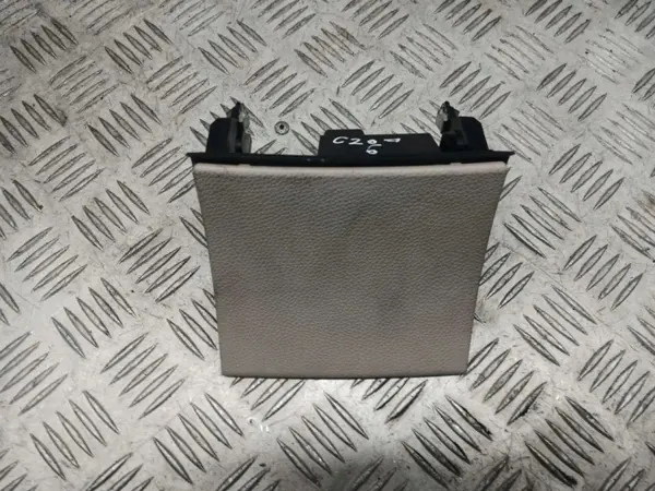 Cinzeiro Mercedes W207 Cabrio OEM A2048100130 image 4