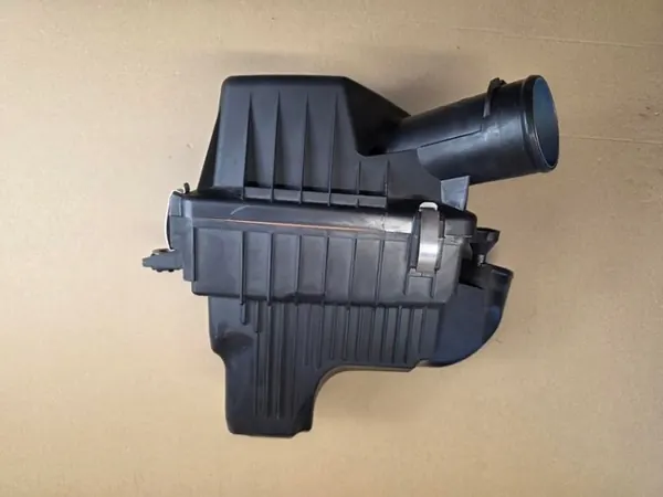 Luftfilterhus OEM 165003342R Renault Nissan image 4