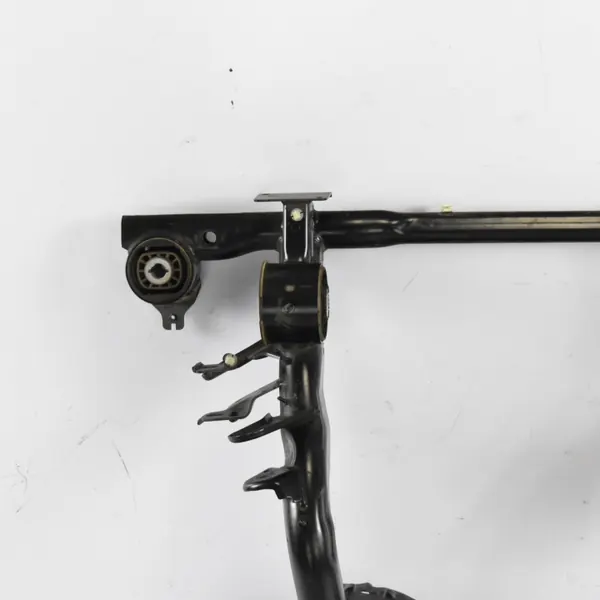 Viga suspensión trasera OEM 1EA505235BM - Usado image 6