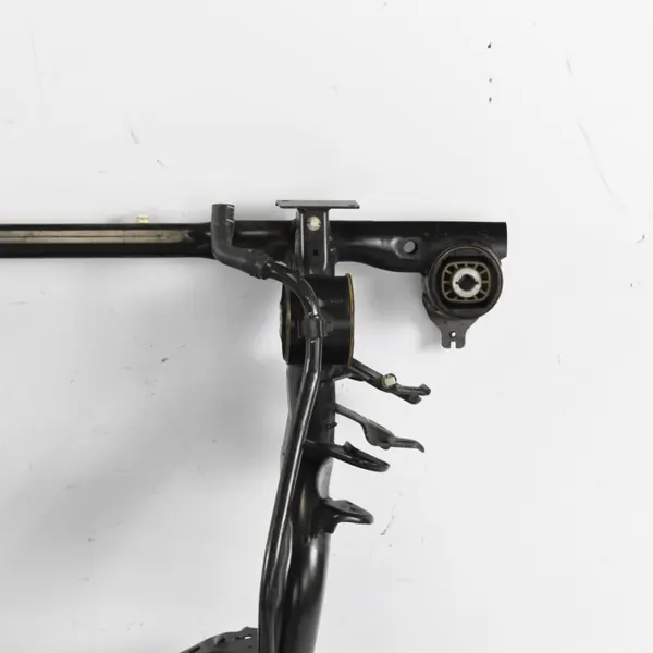 Viga suspensión trasera OEM 1EA505235BM - Usado image 7