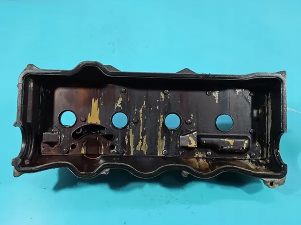 Käytetty venttiilikansi Toyota RAV4 I 94-00 2.0 16V image 9