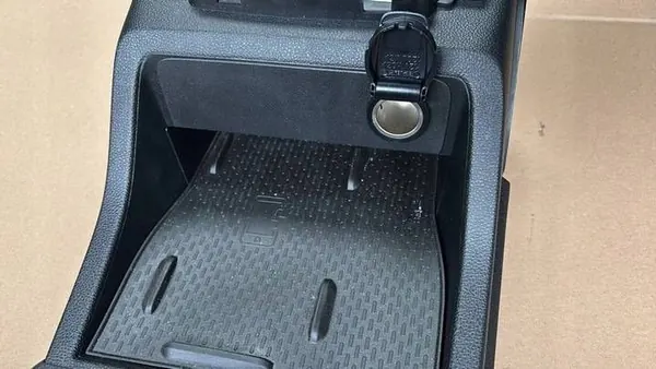 Accoudoir central OEM BZC1508 pour Renault Kangoo image 7