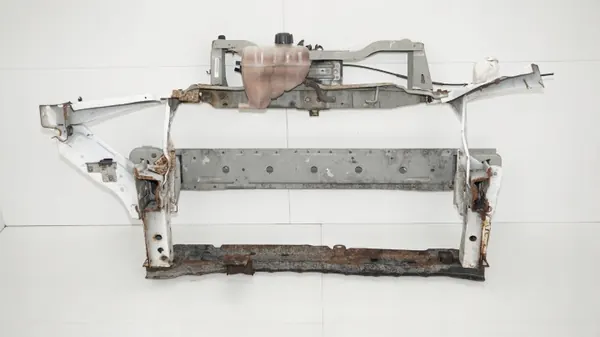 OEM 360184473 Framremsa för Nissan NV200 1.5D image 7