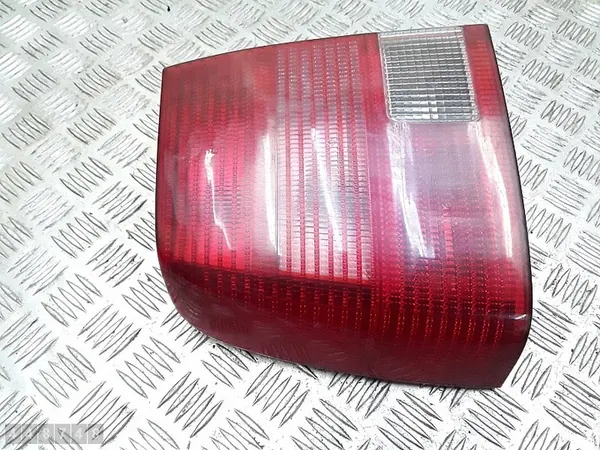 Luz trasera izquierda VW PASSAT B5 2002 3B5945095F image 2