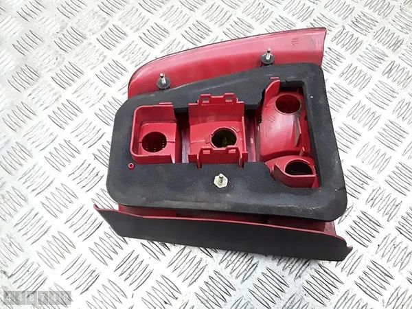 Luz trasera izquierda VW PASSAT B5 2002 3B5945095F image 5