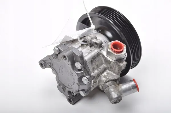 MERCEDES W164 6.3 AMG Servostyrningspump A0044669301 image 4