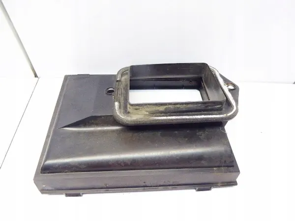 A3 8L Interieurfilterbehuizing image 2