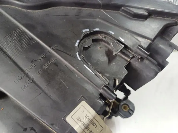 Farol direito SEAT LEON III 5F1941006A image 9