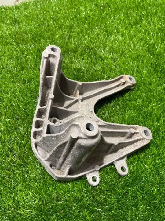 Vaihteiston tuki OEM 4M0199308BF Audi A7:lle image 3