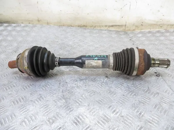 Volvo XC60 Vorderachshälfte links OEM 31325573 image 2