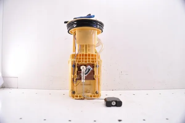 Brandstofpomp VW TRANSPORTER V (T5) 2.0L OEM 7E0919050C image 4