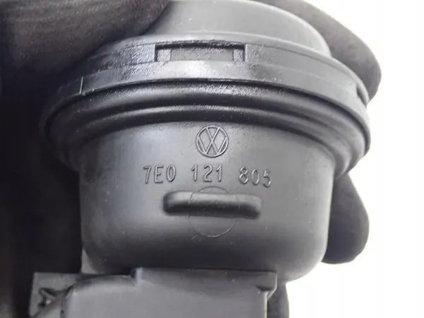 Wateraansluitventiel 7E0121805 VW Transporter T6 2.0 TDI image 4