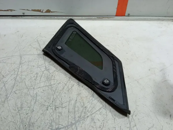 Vitre triangle arrière gauche Opel Grandland OEM 43R-01351 image 3