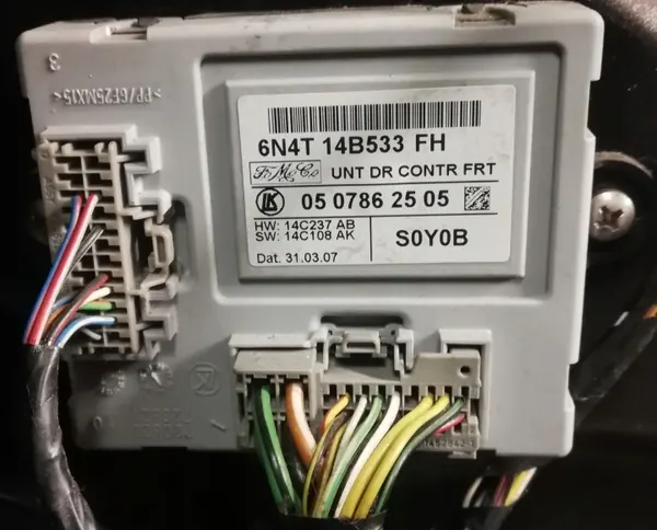 Ford Focus II Cabrio Linker Deurmodule OEM 6N4T14B533AH image 3