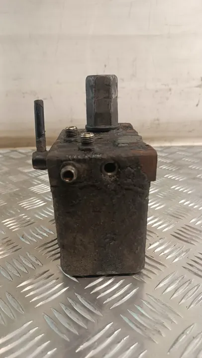 Scania R hytthyftpump - Begagnad OEM-del image 3