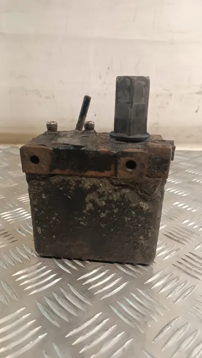 Scania R hytthyftpump - Begagnad OEM-del image 4