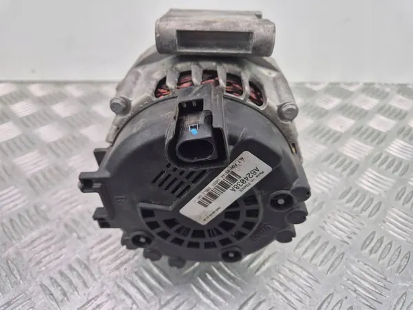 Vaihtovirtageneraattori Mercedes W166 2.2 CDI A0009067900 image 3