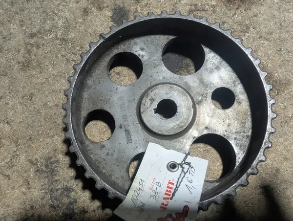 VW T3 GOLF II 1.6 Diesel JP Audi 80 Tidsdrev 068130111B image 2