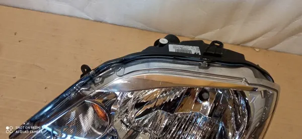 Vasen etuvalaisin Dacia Logan 2008-2012 260602739R image 3