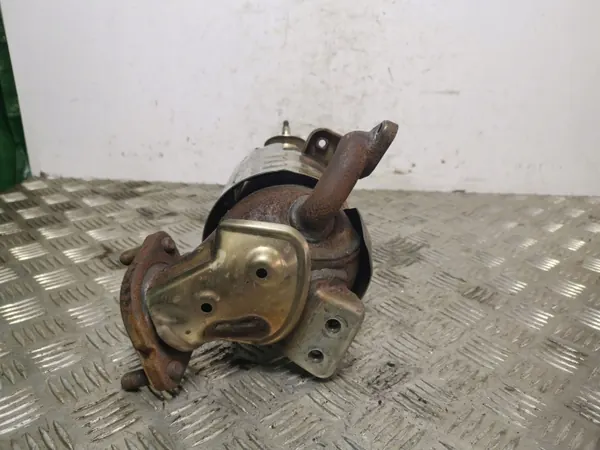 Kia Stonic Katalysator OEM 20E18A2009 image 3