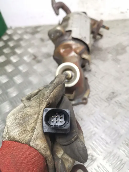 Kia Stonic Katalysator OEM 20E18A2009 image 4
