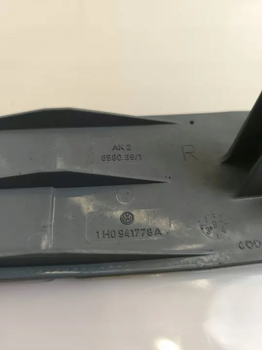 Indicador Frontal Direito Golf III image 3