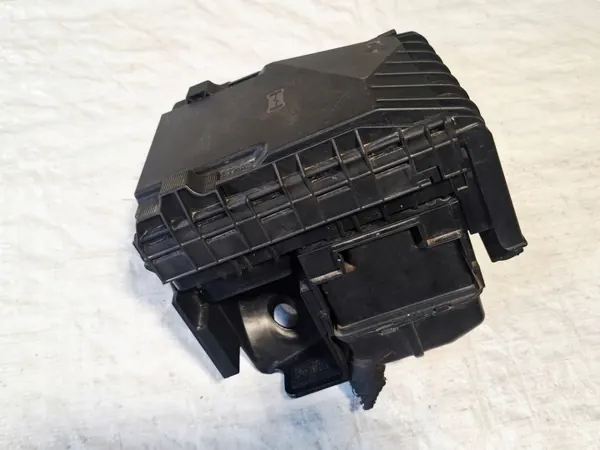 Säkringslåda OEM 3C0937125 för VW Passat B6 image 9