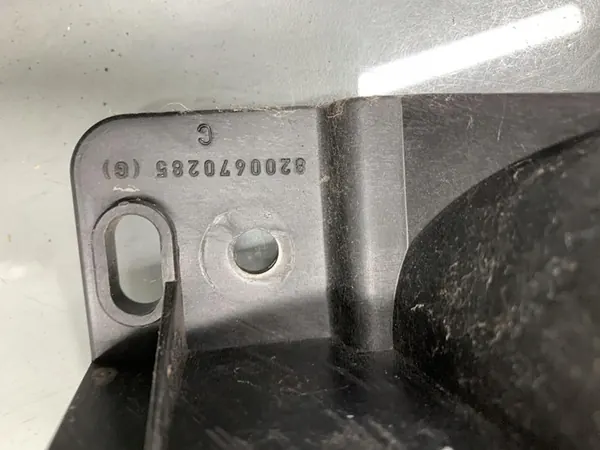 Support de phare avant gauche Renault Modus image 5