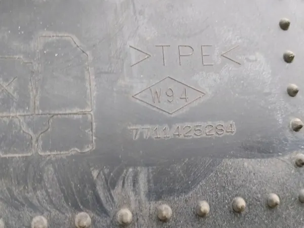 Kumimatto Setti Renault Megane III 7711425284 image 8