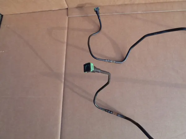 PEUGEOT 4007 2.2HDI Kraftstoffleitungen image 8