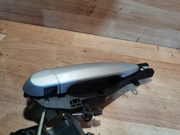 Bakre Höger Dörrlås BMW E90 E70 E60 E87 E91 E61 7060296 image 7