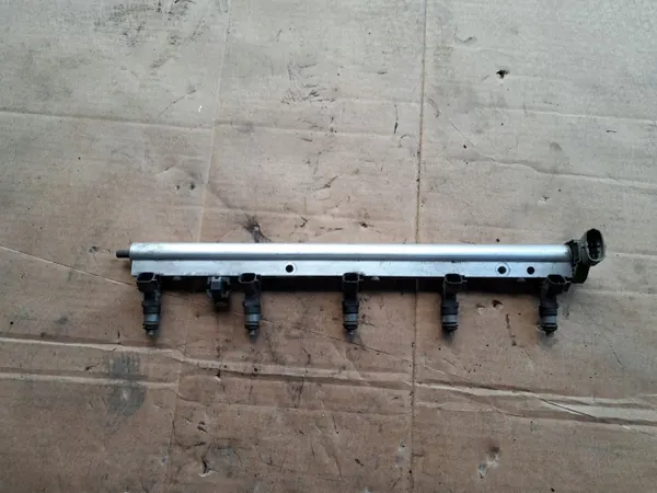OEM 0261230239 Einspritzschiene 2.5T 220PS Ford Mondeo MK4 image 2