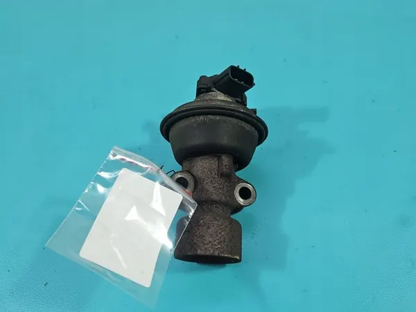 EGR-klep Mazda MPV II 2.0 CITD K5T57873 image 2