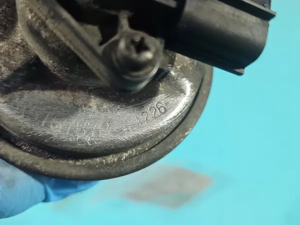 EGR-klep Mazda MPV II 2.0 CITD K5T57873 image 6