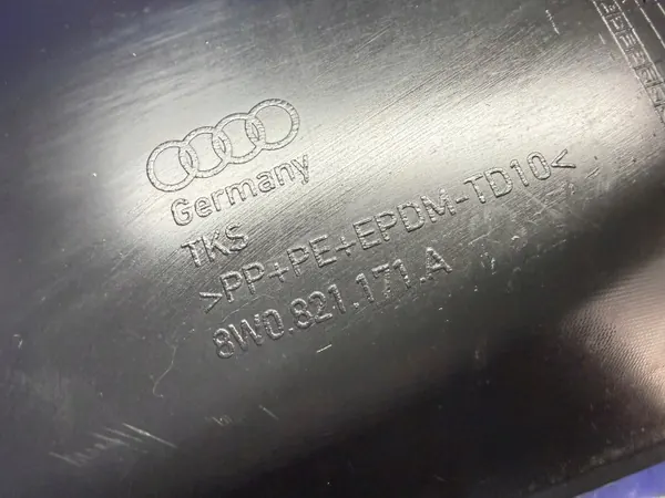 Aile avant gauche Audi A4 B9 OEM 8W0821171A image 8
