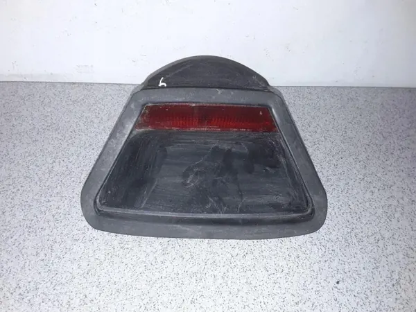 BMW E38 Kolmas Jarruvalo OEM 8352788 image 2