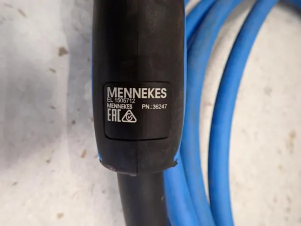 Câble de charge Tesla OEM 36247 Mennekes Mode 3 image 3