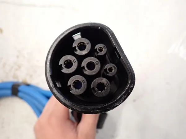 Câble de charge Tesla OEM 36247 Mennekes Mode 3 image 4