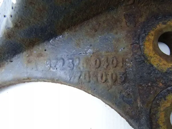 OEM A9723250401 Mercedes Atego Veerbevestiging Links Achter image 3